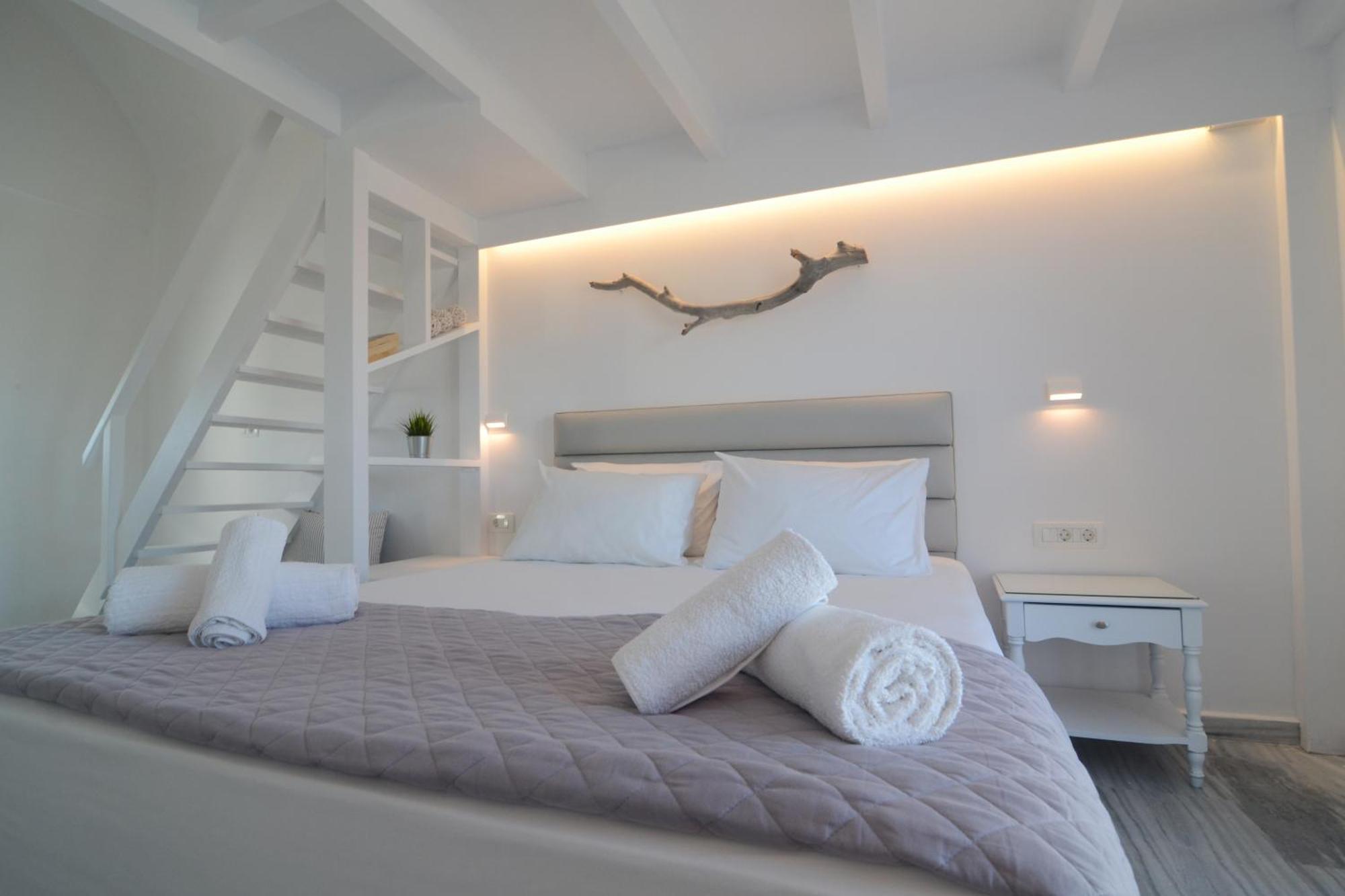 Hotel Dl Santorini 3*